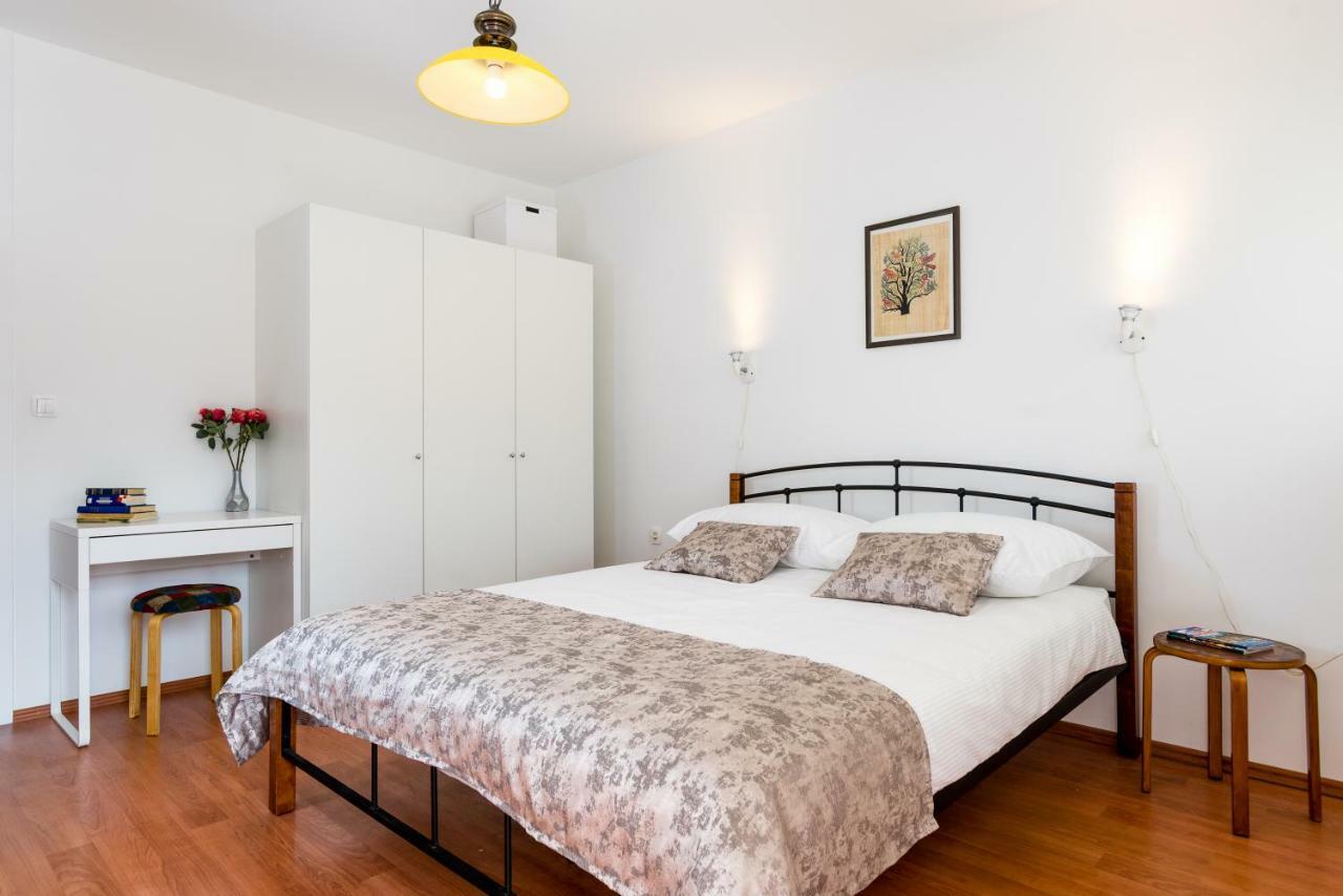 Apartment Romana With A Spacious Terrace Spalato Esterno foto
