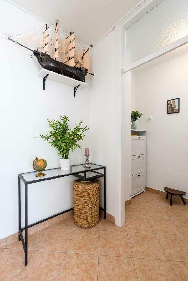 Apartment Romana With A Spacious Terrace Spalato Esterno foto